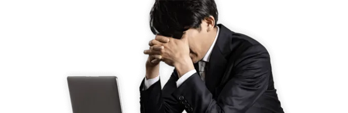 悩んでいる男性のイメージ